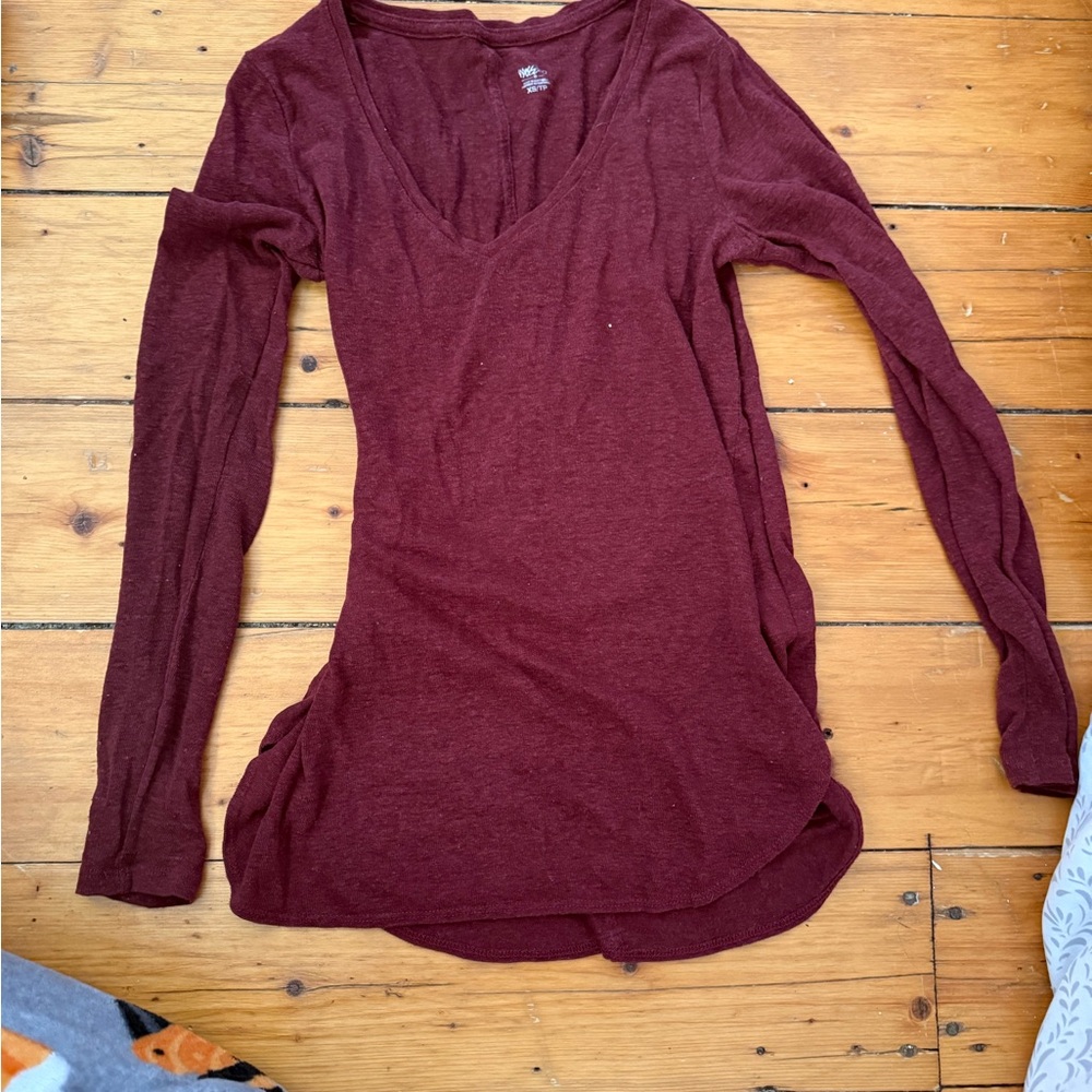 Women's Burgundy Long Sleeve Top